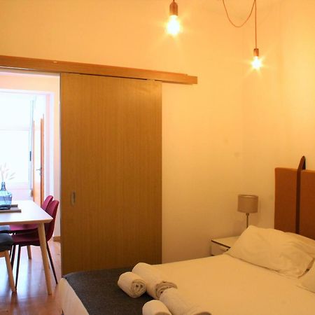 Aparthotel Oporto Entreparedes Extérieur photo