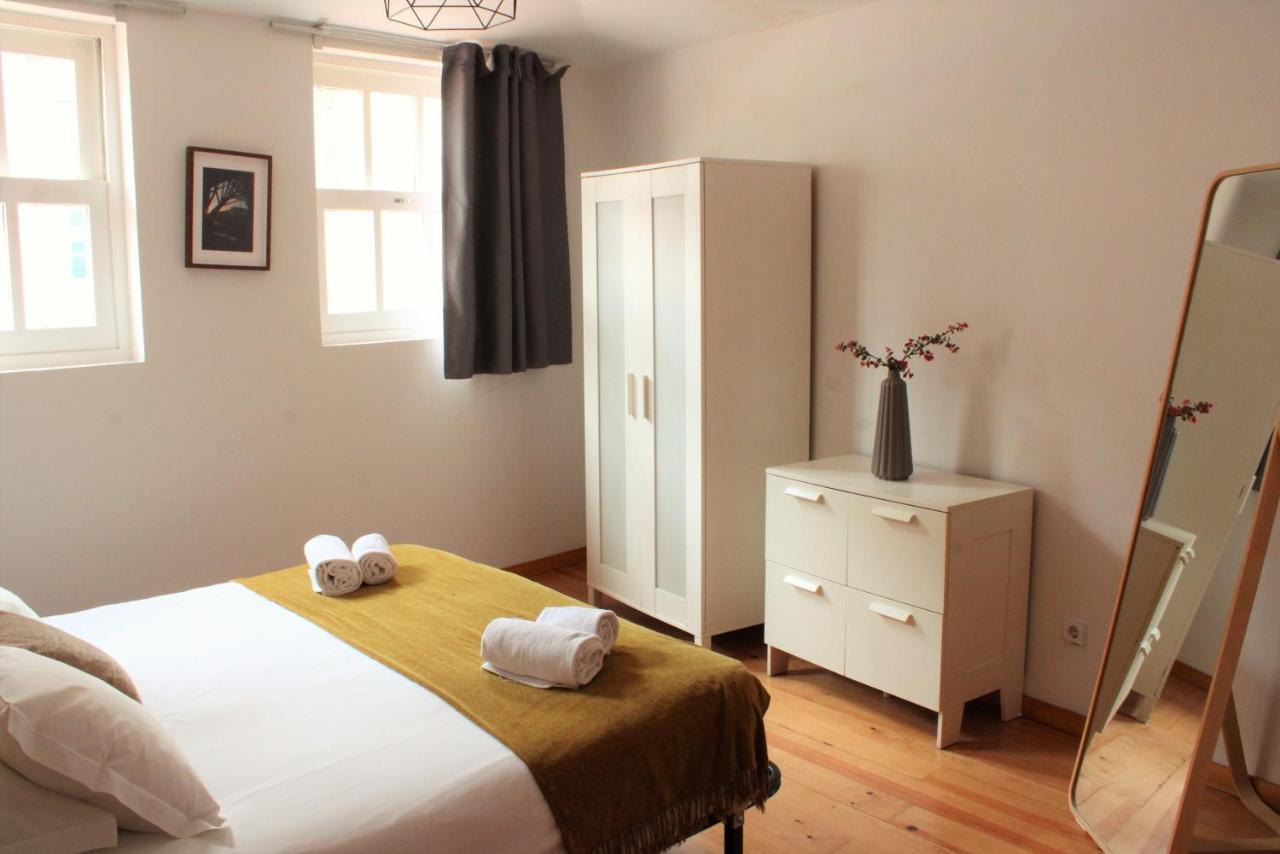 Aparthotel Oporto Entreparedes Extérieur photo