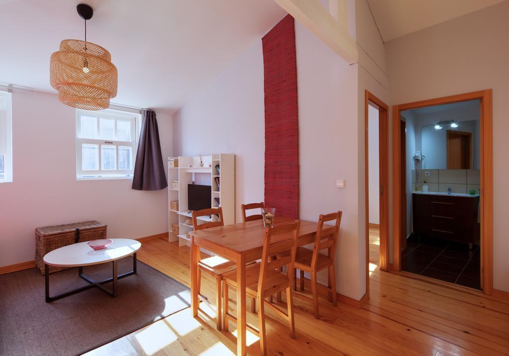 Aparthotel Oporto Entreparedes Extérieur photo